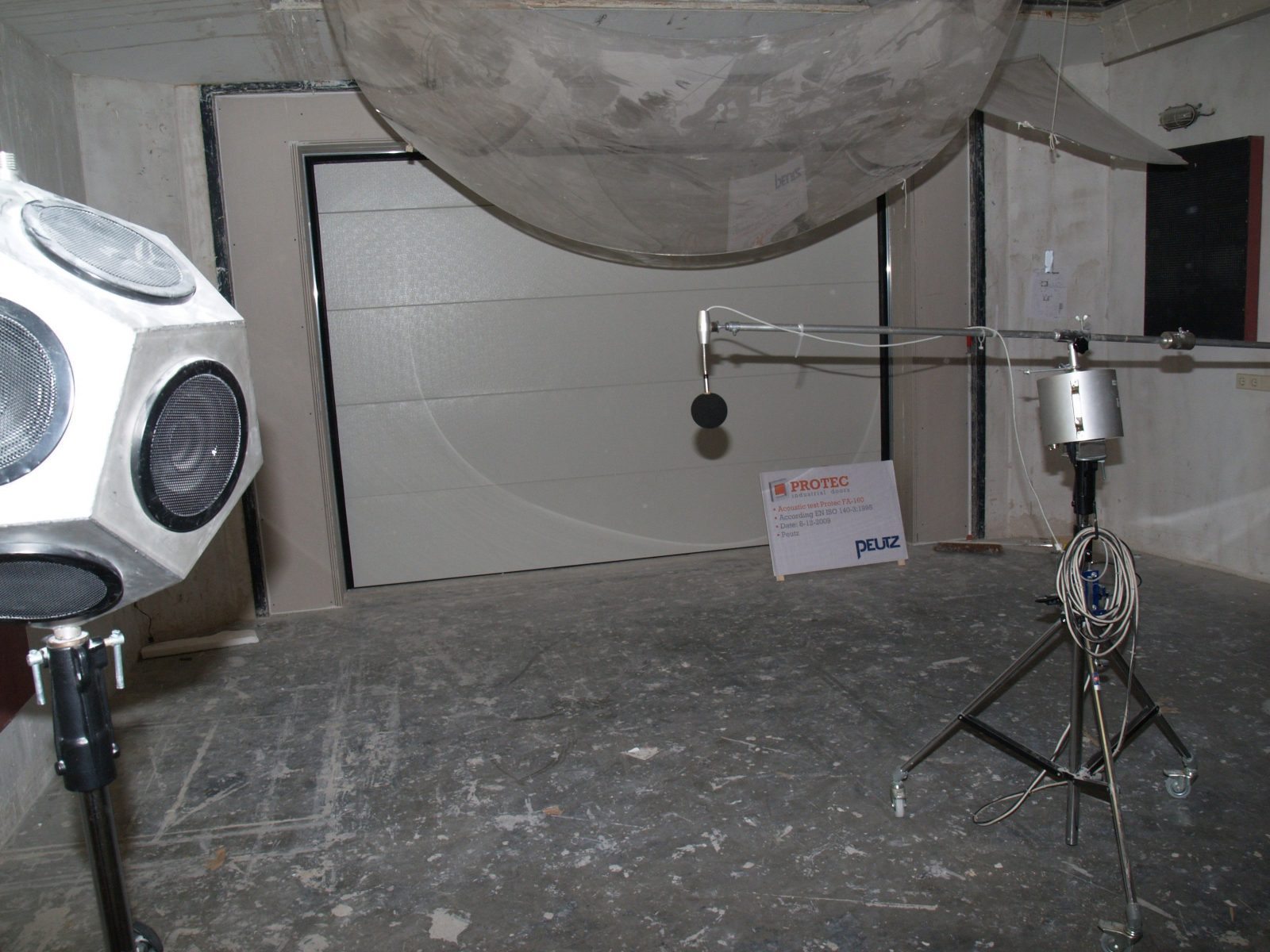 Akustische Türen ISO-717 geprüft und zertifiziert Rw 54 dB - EN ISO 10140-3