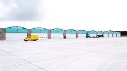 Explosionsbeständigkeit - Hangartore - niederländische Verteidigungsabteilung - Sprengfestigkeit und Geschossfestigkeit