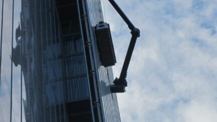 Hohe Windlastbeständigkeit - Designtore - Integrierte Türen