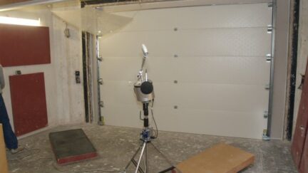 Isolationsprüfung Peutz - geprüfte Schallschutztür - Geräuschunterdrückung, Isolierung und Dämpfung