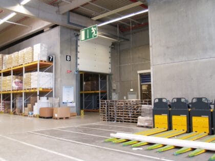 Brandwerende deuren voor de Lidl opslag PGS15 goederen.